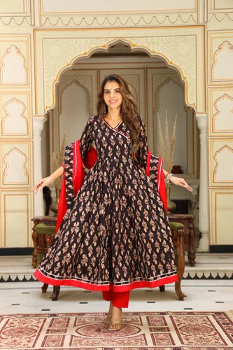 eclipse black anarkali suit with dupatta up hand style