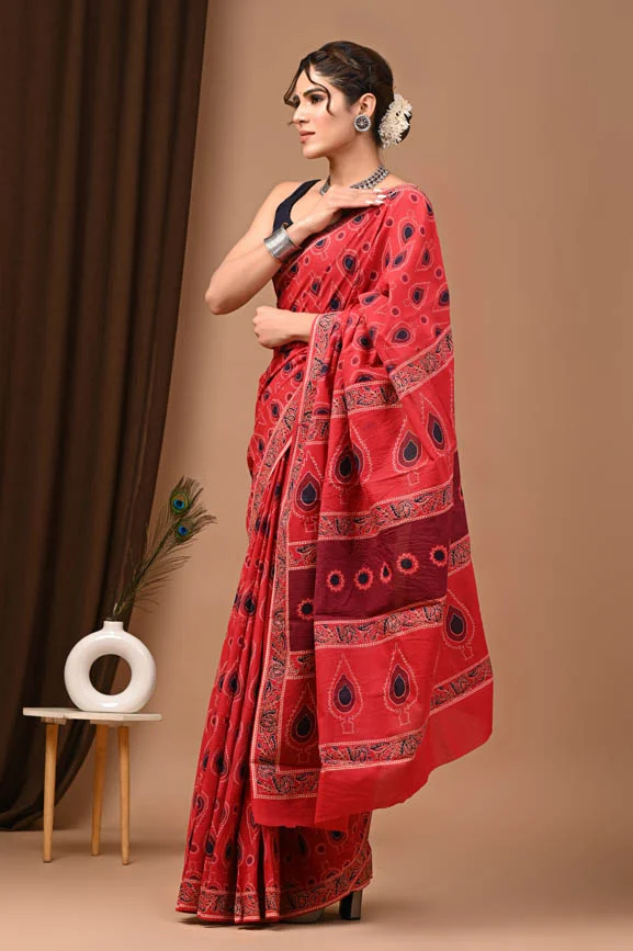 thunderbird red pure mulmul cotton saree side view