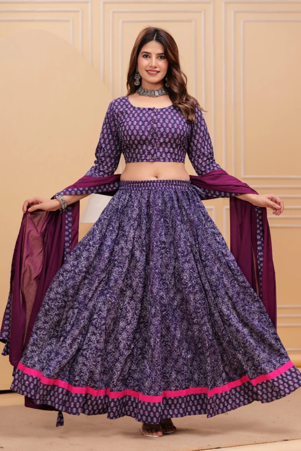 traditional lehenga choli for navratri