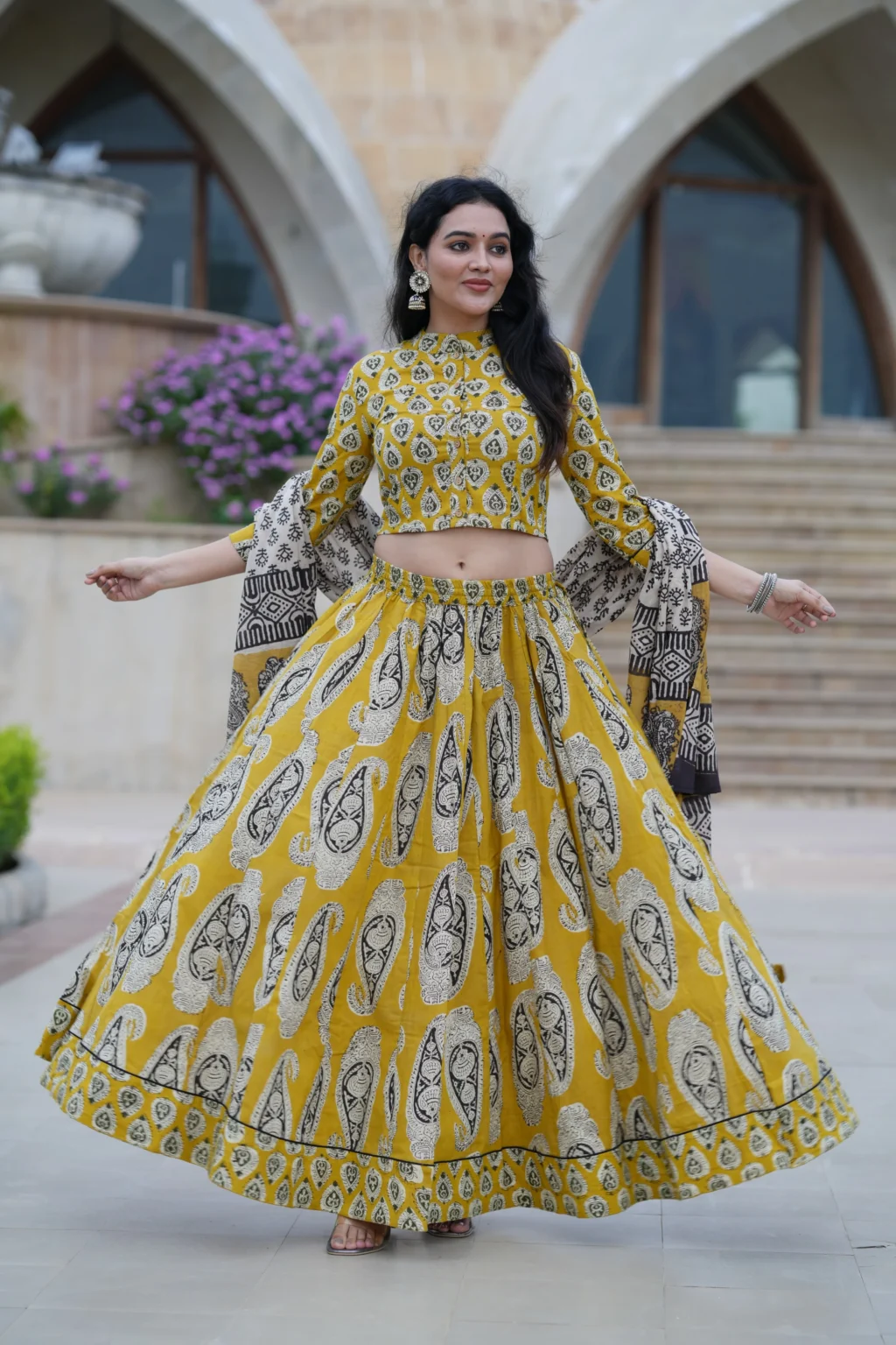 Buy Lehenga Choli For Garba Nights